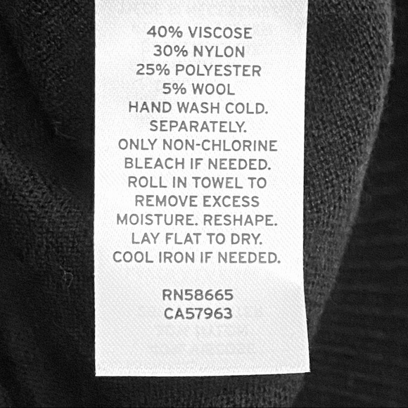 NEW Caslon Nordstrom Turtleneck Tunic Lightweight Soft Knit Sweater in Black XS - Picture 8 of 8